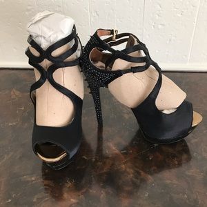 Spike open high heel shoes